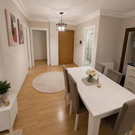 Vizavi Aparthotel 3*