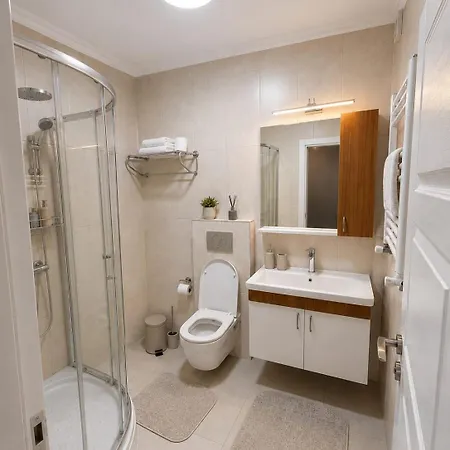 Vizavi Aparthotel 3*